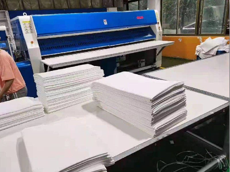 沙湾高速熨烫机-01